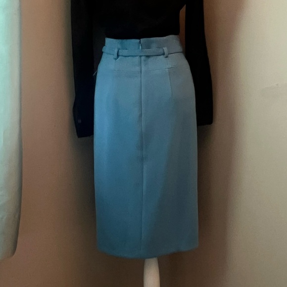 Women’s Pencil Skirt, Size 4 - Picture 2 of 11